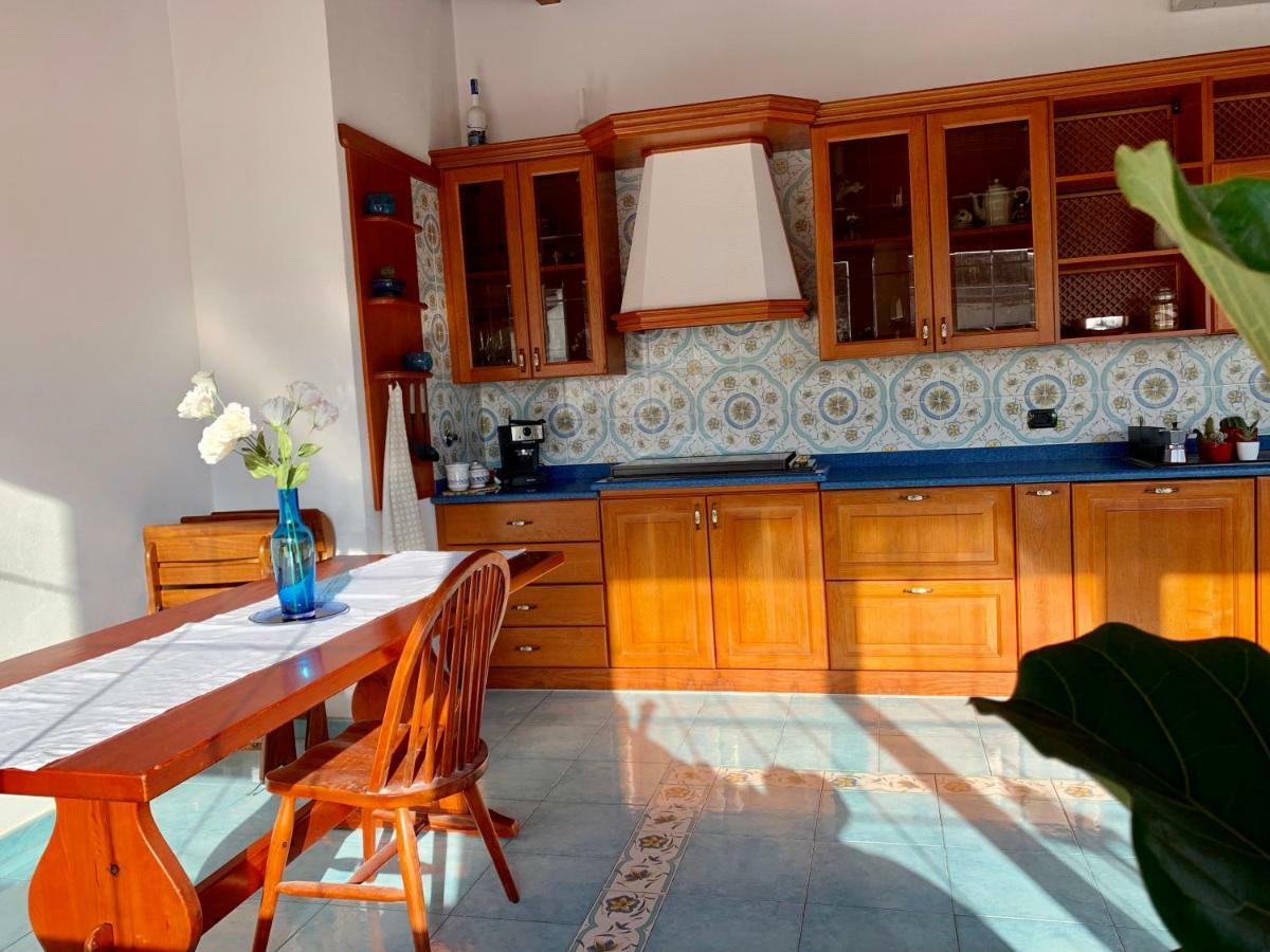 Casa Luna Đảo Lipari Ngoại thất bức ảnh